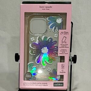 NEW Kate Spade Iridescent Daisy Protective Case Apple iPhone 13 Pro Max 6.7”